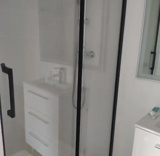 Avec Piscine, Spa, Terrain De Petanque, Baby Foot, Ping Pong فيلة Labarthe-sur-Leze